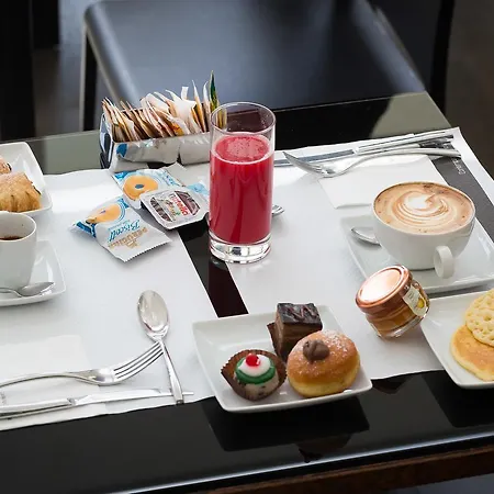 Jc Hotel 4*